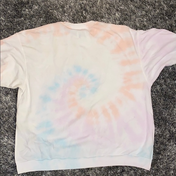 soft and comfy sweatshirt/coverup!!! - Picture 1 of 4